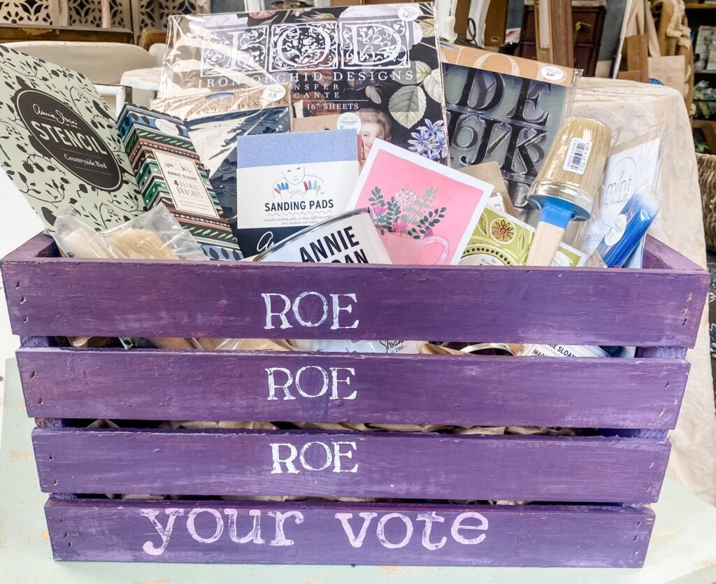 Roe Row Row your vote crate in purple.